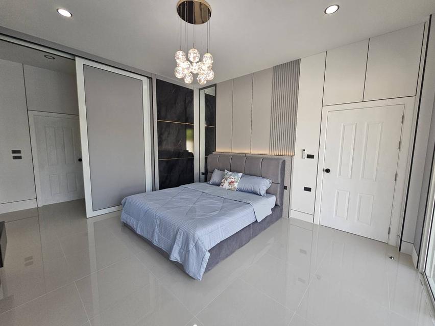 บ้านเดี่ยว หลังมุม (พร้อมสระว่ายน้ำ)หมู่บ้าน Garden View 2 (commission 3%) 16