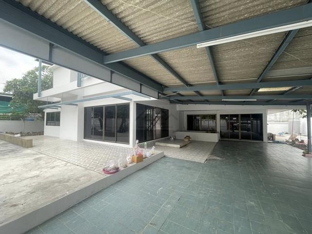 PB5872ให้เช่า บ้านเดี่ยว ซอยรัชดา19 ใกล้ MRT รัชดา บ้านหลังใหญ่เนื้อที่ขนาด 200 ตร.ว. 14