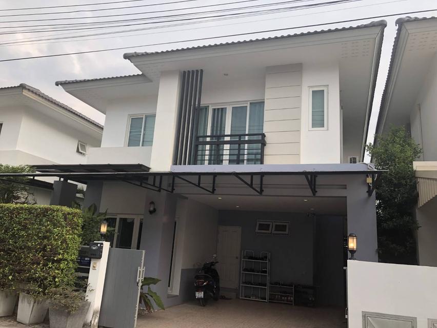 บ้านจัดสรรค์โครงการดิเออบาน่า 1