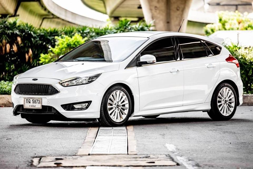 Ford focus 1.5 Ecoboost ปี 2016 สีขาว  10