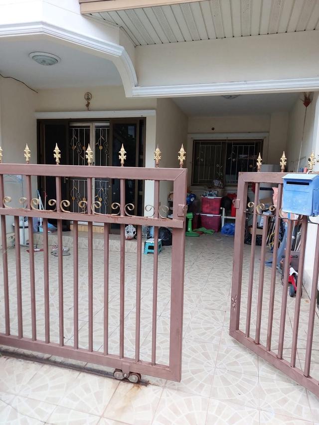 บ้านทาวน์โฮม2ชั้น 3ห้องนอน 2ห้องน้ำ 5