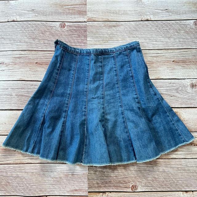 zaraกระโปรงยีนส์ มือสอง