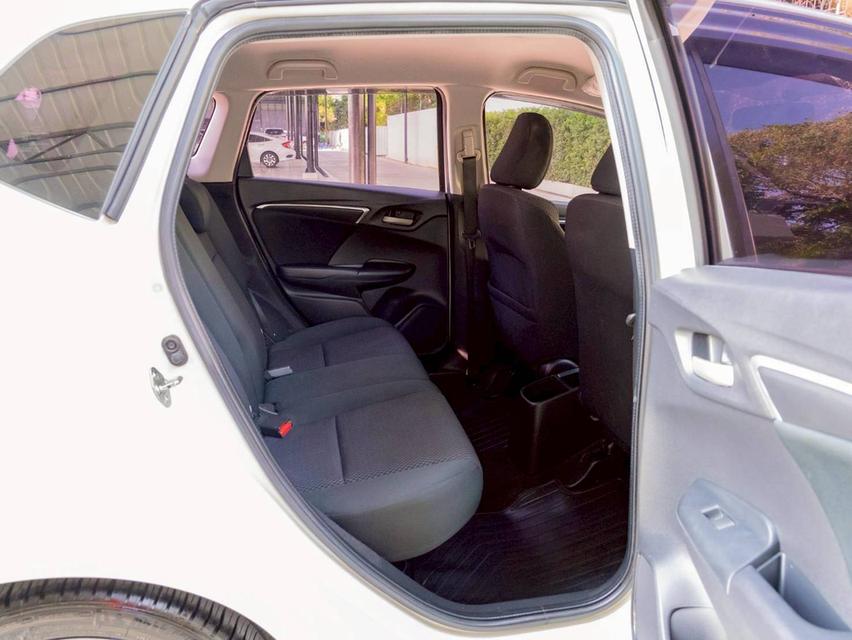 Jazz GK 1.5 S MT ปี จดปี2021 รูปที่ 6