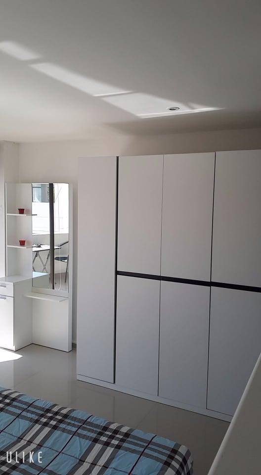 ✨ ให้เช่าคอนโดทำเลทองย่านเศรษฐกิจ วิวสวย ห้องกว้างเป็นส่วนตัว เฟอร์ครบ พร้อมคลับเฮ้าส์ สระว่ายน้ำ และระบบรักษาความปลอดภัย 24 ชม. ใกล้ตลาดและห้าง 2