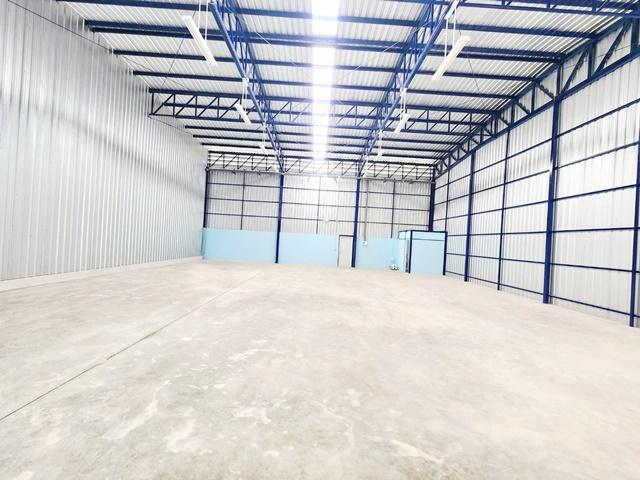 ARL ลาดกระบัง 648 ม. ลาดกระบัง โกดังให้เช่าใหม่ 500ตรม. 4โรง เดินถึง สนามบินสุวรรณภูมิ 4 กม. สารสาสน์วิเทศร่มเกล้า 4.8 ก