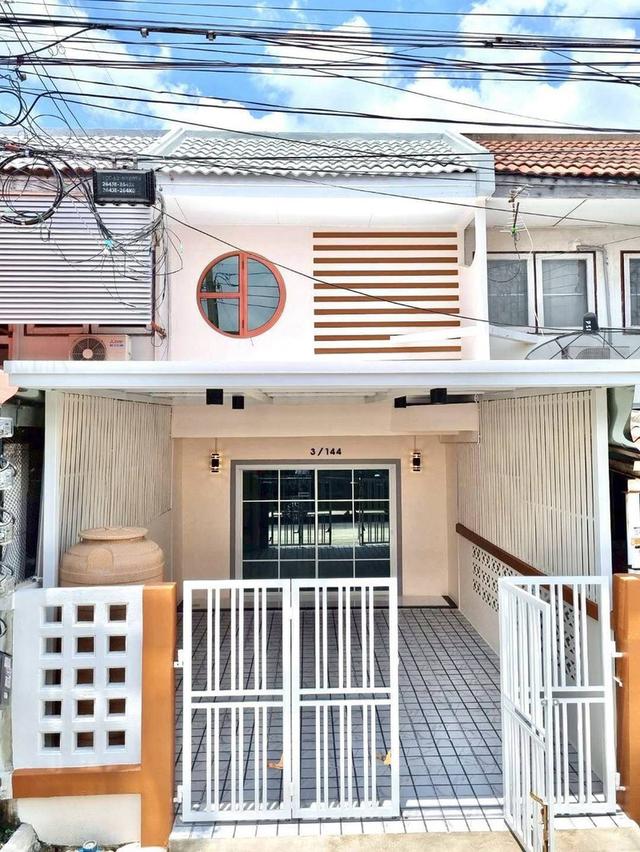 หมู่บ้านรัตนาธิเบศร์ 1