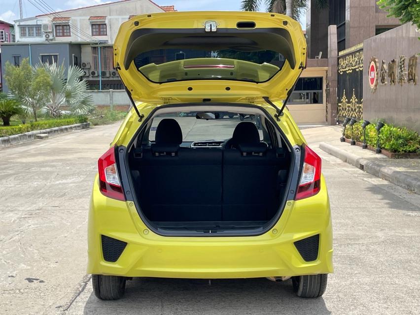 HONDA JAZZ GK 1.5 SV ปี 2014 เกียร์AUTO สภาพนางฟ้า 9