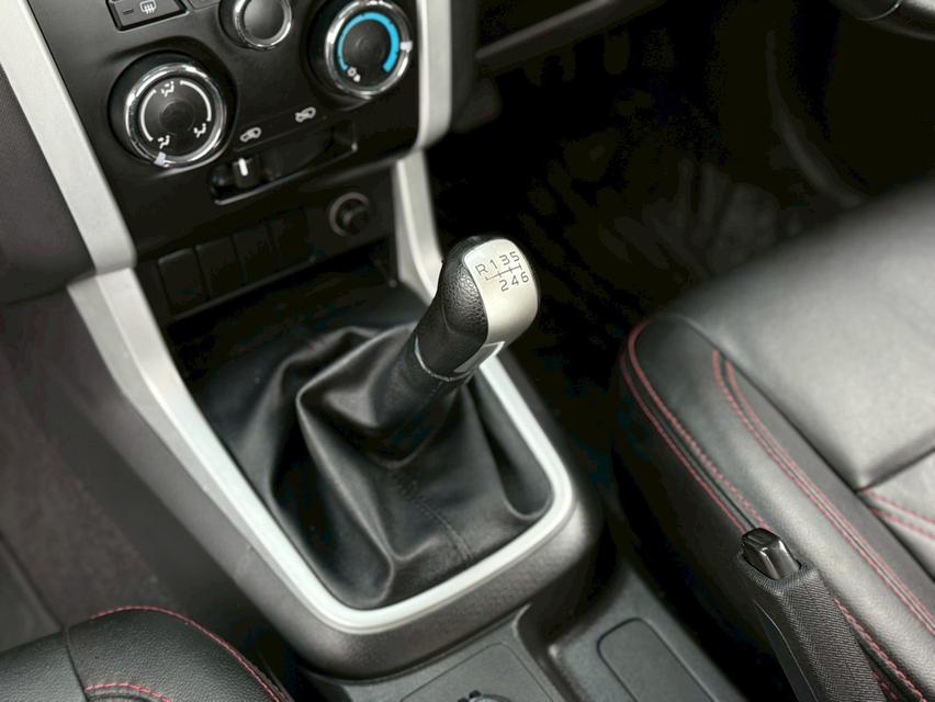 ISUZU D-MAX, 1.9 Ddi L โฉม HI-LANDER ปี2016 SPACECAB สีดำ เกียร์ธรรมดา 6 สปีด 👉เลขไมล์ 85,153 กม. รถมือเดียว ป้ายแดง รูปที่ 14