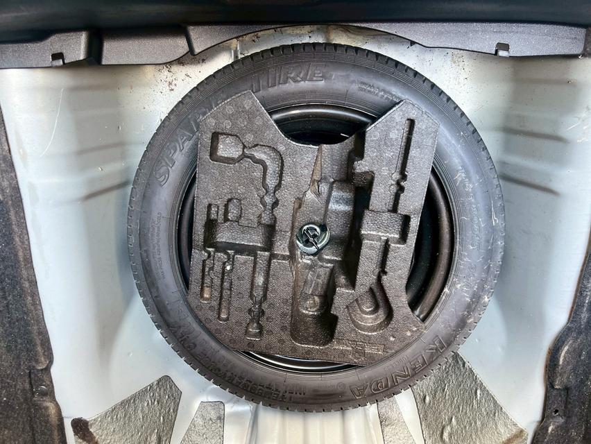 Honda CIVIC FB 1.5 Hybrid AT ปี 2013 20