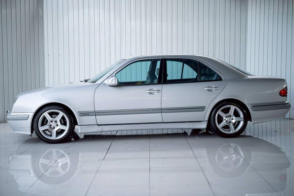 Benz E200 Kompressor W210 ปี 2002