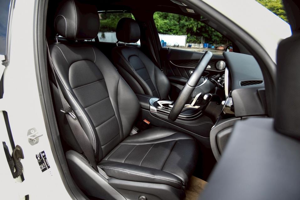 รหัสรถ CBL7306 Mercedes-Benz GLC250d 2.1 4MATIC AMG Dynamic W156 AT 2017 8