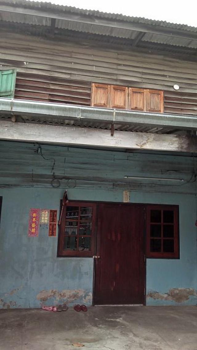 รูป  OLD HOUSE VERY CLOSED MAIN ROAD SUITABLE FOR BUSINESS OR TR 1