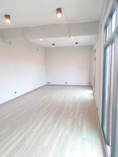 ลาดพร้าว110-114 รามคำแหง 51-57 เดอะมอลล์ รามคำแหง 2 2.1 กม. ย่านธุรกิจ MRT มหาดไทย 1 กม. 8