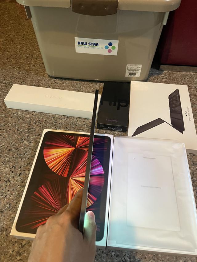 ขายiPadPro11นิ้วM1สีSpace Black256กิ๊กสูนTrueยกกล่องอีมี่ตรงสวยๆถูกๆใช้งานดี