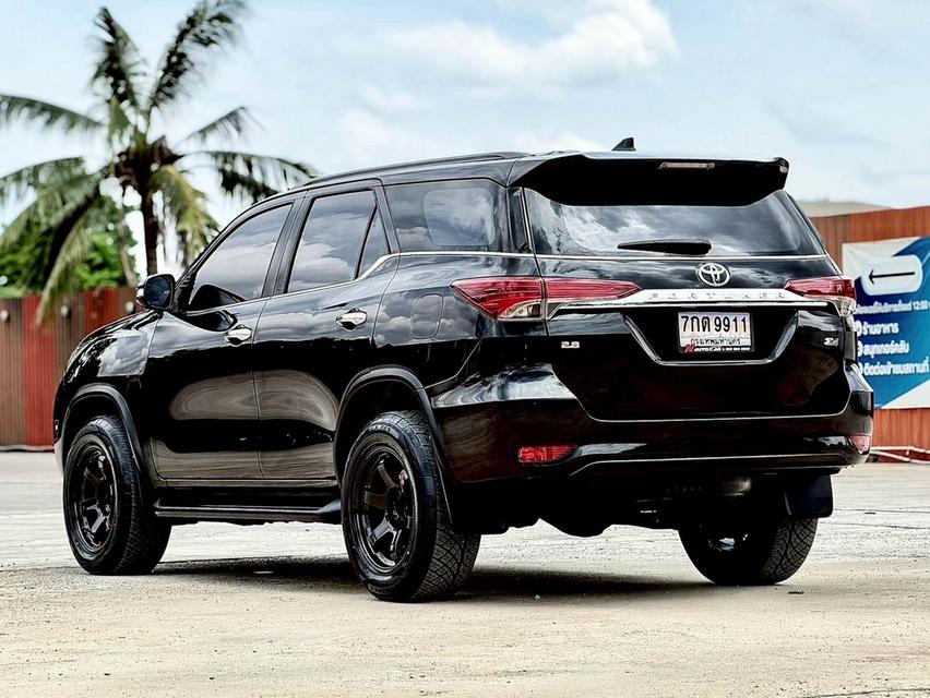 Toyota Fortuner 2.8V 4WD 2016 รูปที่ 6
