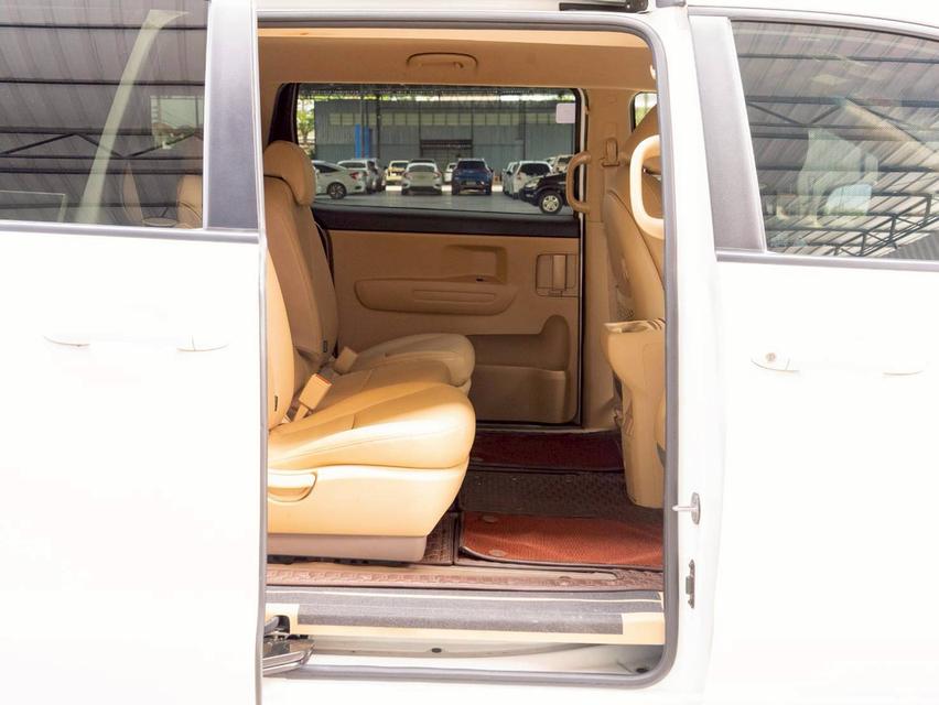 Kia Carnival 2.2 LX ปีจด 2021 11