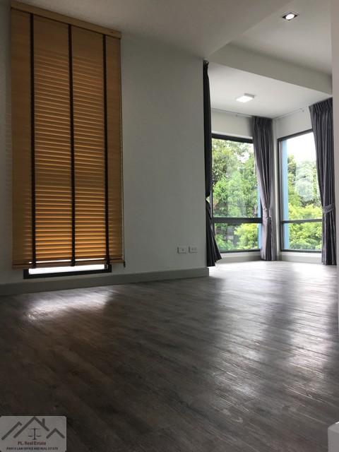 ขาย บ้านเดี่ยว สไตล์โมเดิร์น 2 ชั้น หมู่บ้านมณียา ถนนประดิษฐ์มนูธรรม เลียบด่วน ที่ดิน 61 ตรว. หลังบ้าน วิวบึงน้ำ  9