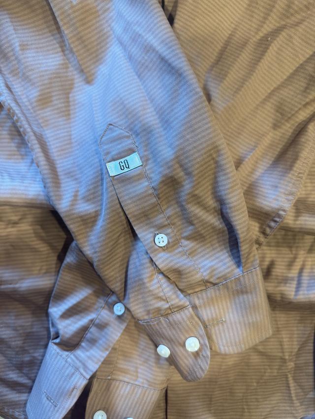 เสื้อเชิ้ต GQ (ของแท้!) แขนยาว สีโอรส ไซส์ M