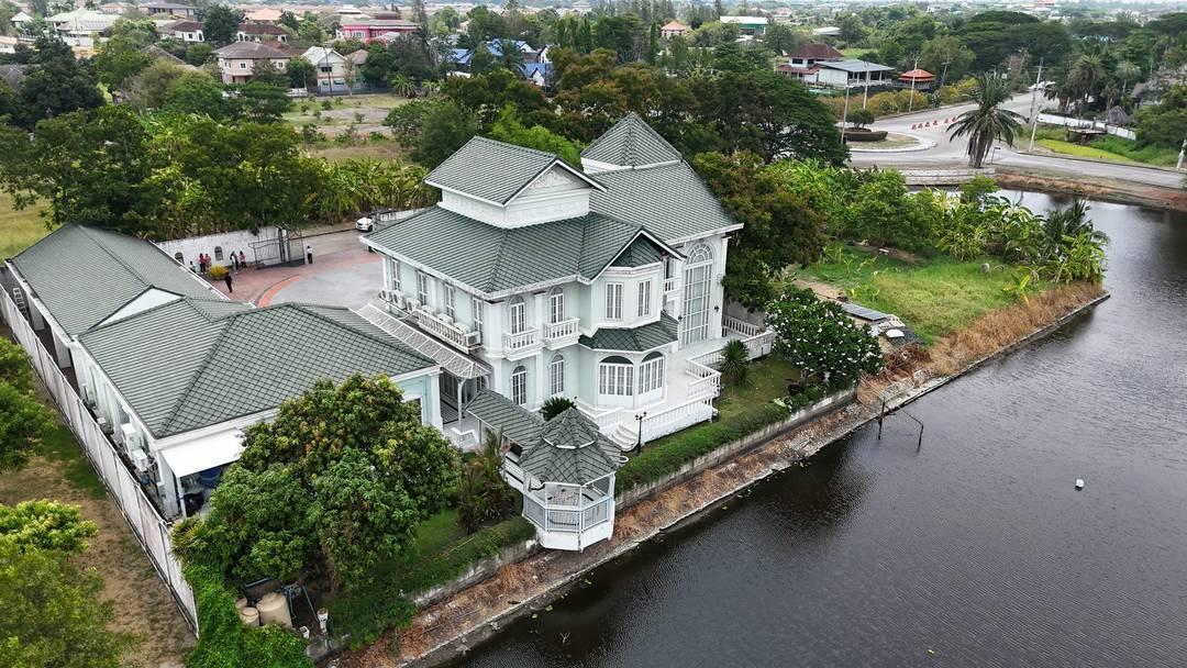 คฤหาสน์หรู กรุงเทพ มีนบุรี รามอินทรา ขนาด 1 ไร่กว่า หาไม่ได้แล้ว บ้านถ่ายละคร รูปย่อยที่ 2