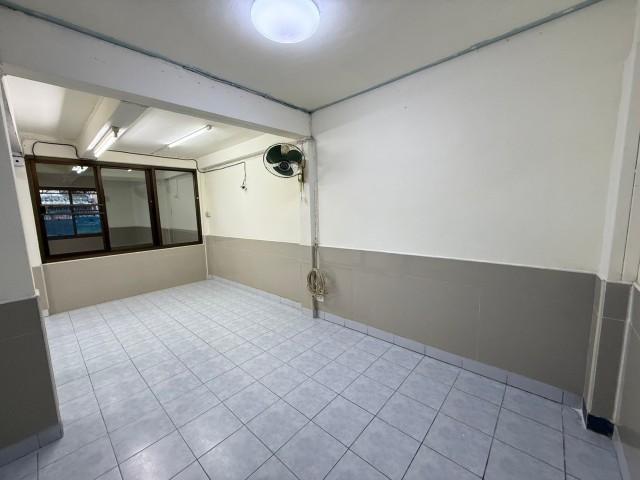 ให้เช่าบ้านเดี่ยวถนนรัชดา18ใกล้ MRTห้วยขวางมี4นอน2น้ำแอร์5เครื่องเฟอร์ไม่มี เหมาะทำออนไลน์ไลฟ์ขายของราคา30,000บาท/เดือน 6