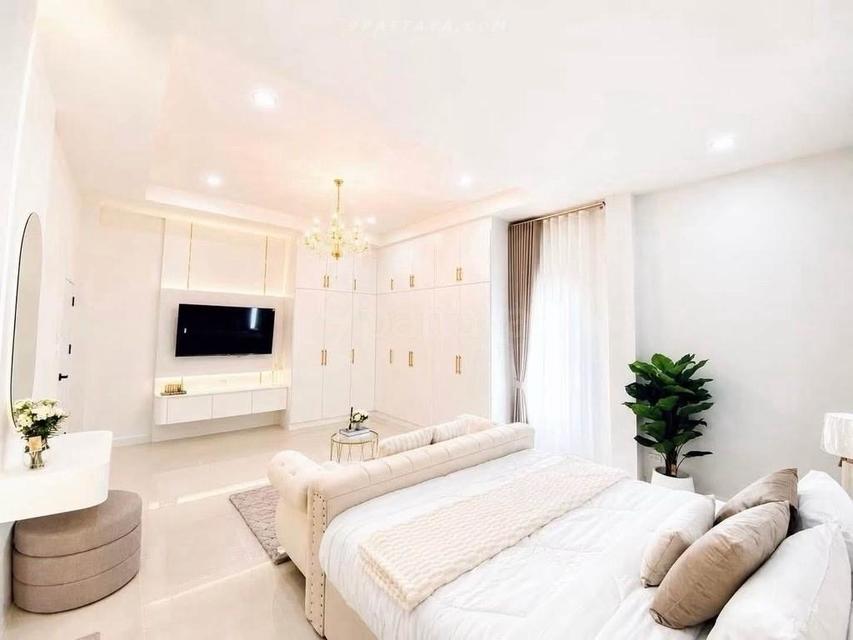 For Sale — Pool Villa at Paradise Hill 2, Khao Noi / Nern Plub WanBeautiful detached pool villa for sale at Paradise Hill 2, Soi Boonsampan 9 10