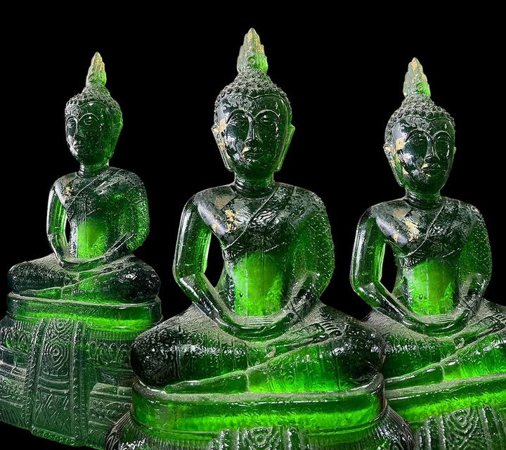 พระแก้วมรกต 25ศตวรรษ ขนาด5นิ้ว พิมพ์ไทย ปี2500