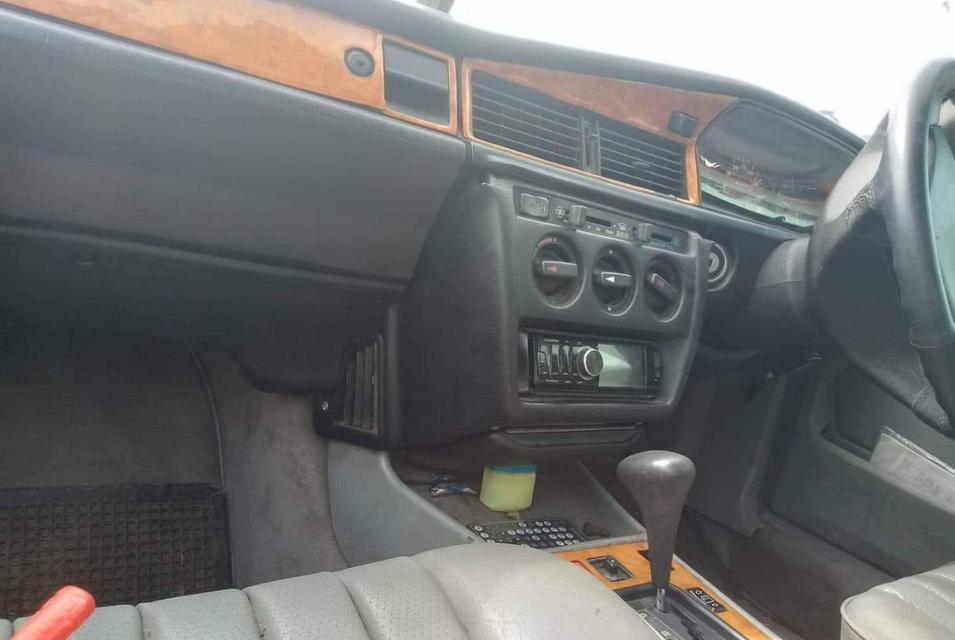 รถ Benz 190 D 2.5 BL ดีเชด รูปที่ 6