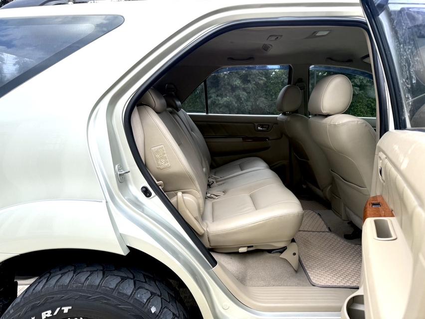 TOYOTA FORTUNER 3.0V ปี 2010 รูปที่ 14