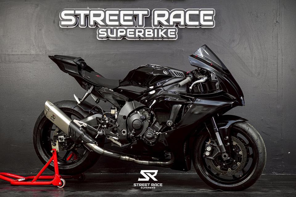 YAMAHA R1 2020 สีดำ รถสวยไมล์ น้อย