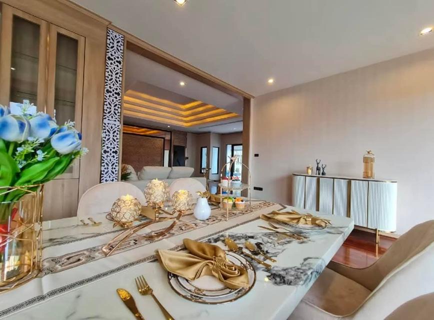 Luxury villa for sale