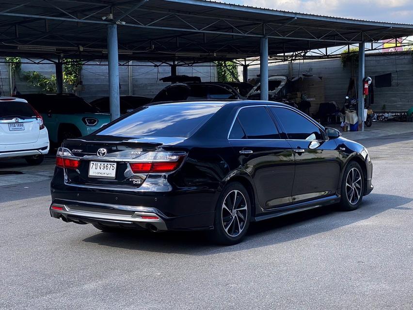 Toyota Camry 2.0G Extremo 5