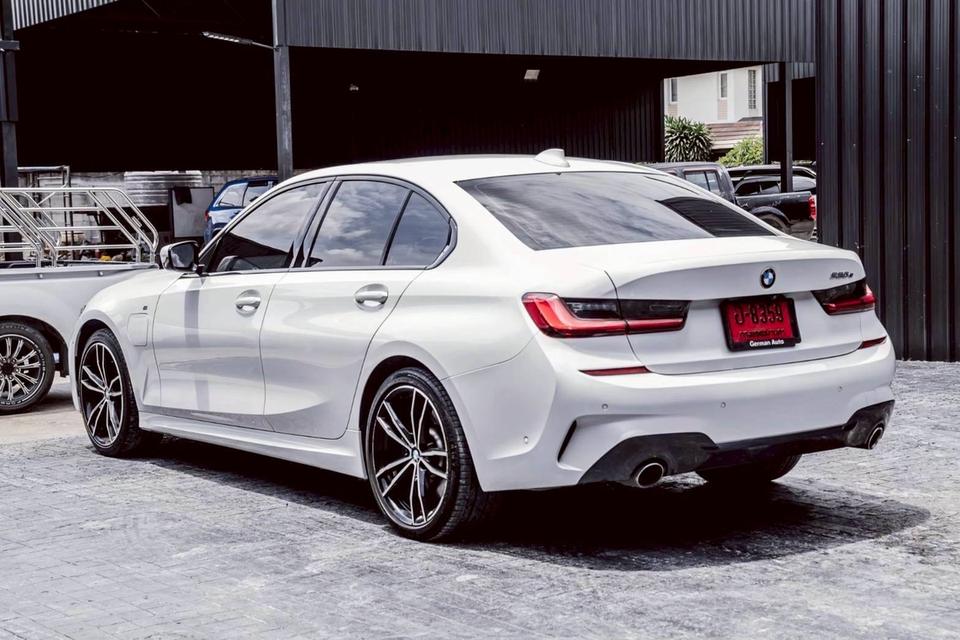 รหัสรถ 67GG2435 BMW 330e g20 MSport ปี 2021 16