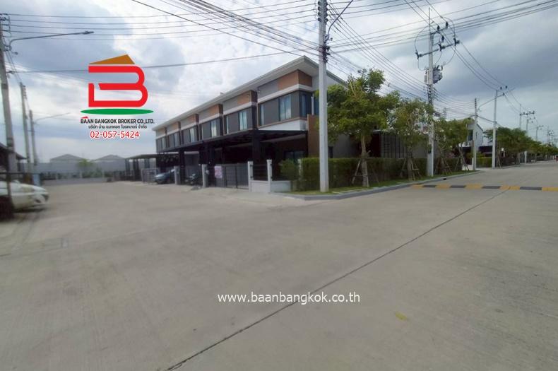 ให้เช่า ทาวน์โฮม หมู่บ้านพลีโน่ ทาวน์ ลำลูกกา (ใกล้บิ๊กซีลำลูกกาคลอง 5) เนื้อที่ 25 ตรว. ตำบลบึงคำพร้อย อำเภอลำลูกกา ปทุมธานี 2