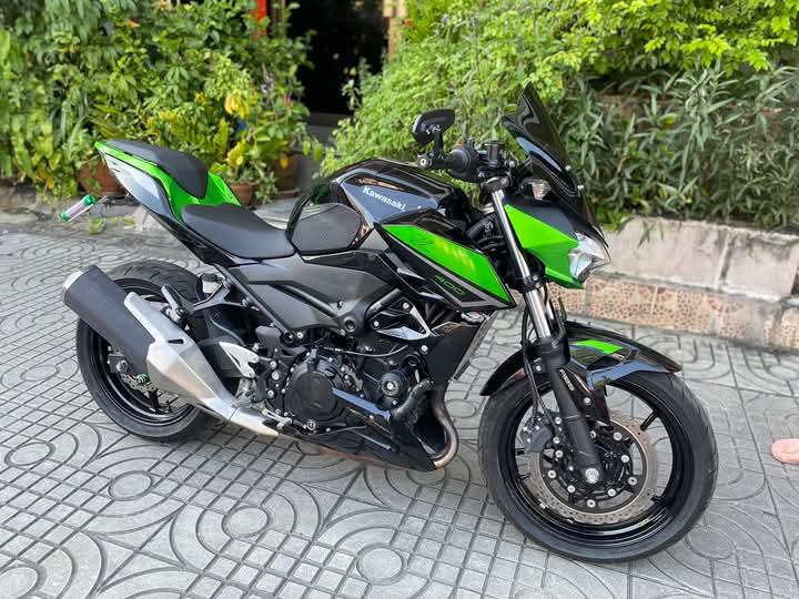 ปล่อยขาย Kawasaki Z400 2