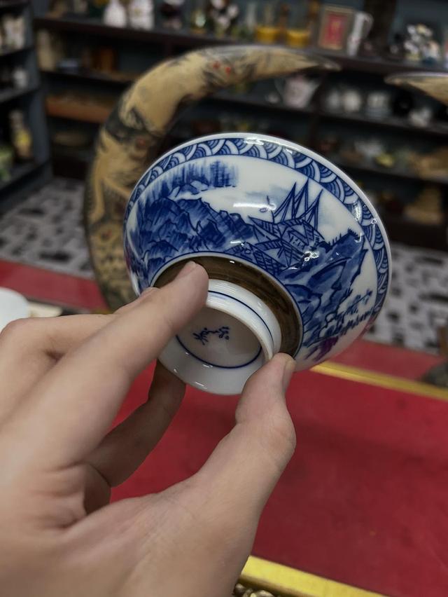 ถ้วยเซรามิก ลายคราม ถ้วยลายคราม