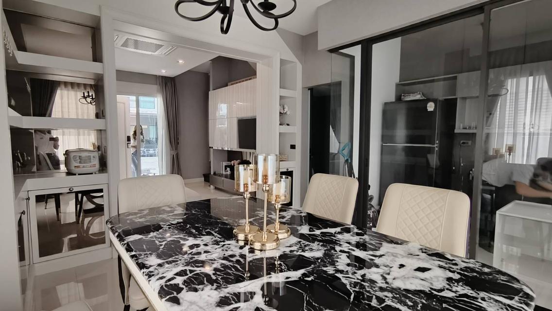 ทาวน์โฮมโครงการ The Landmark เอกมัย-รามอินทรา ทำเลดีในย่าน CBD ใกล้ทางด่วน 4