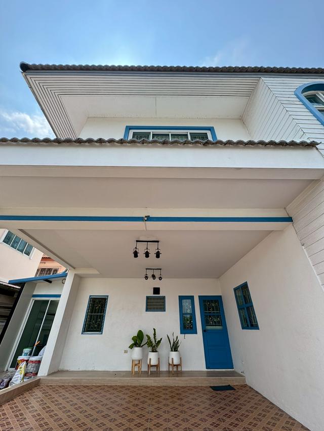 บ้านเดี่ยว2ชั้น หมู่บ้านทองสถิตย์8 8