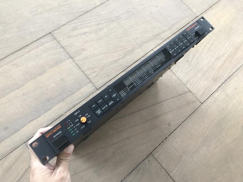 Roland SRV-2000 MIDI Digital Reverb 1980s (Made in Japan)