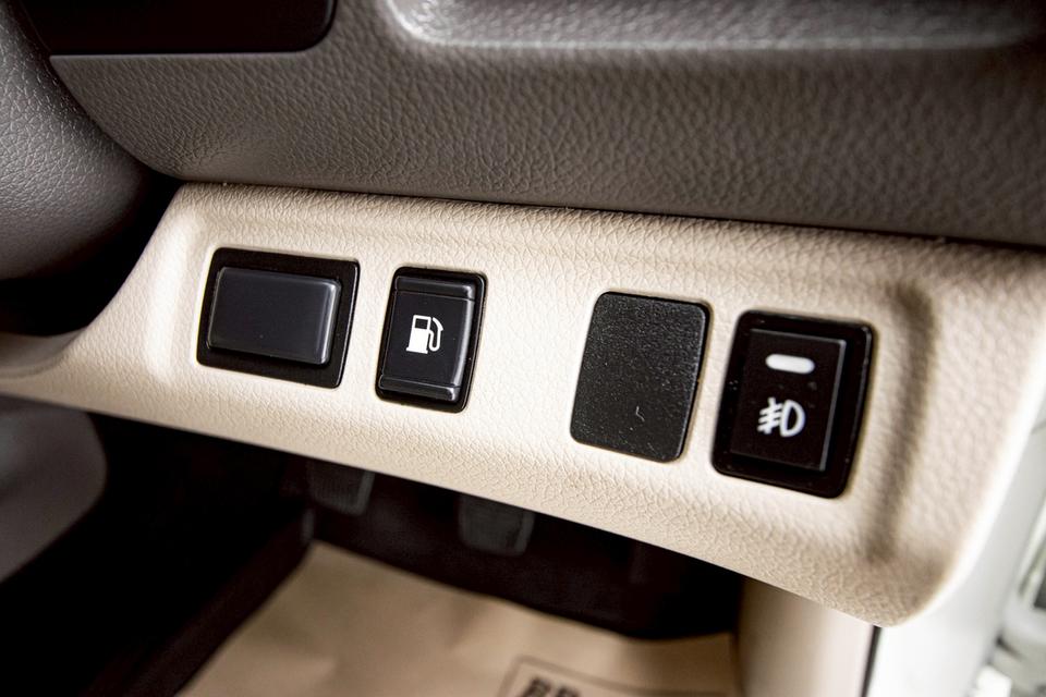 รหัสรถ 1D825 NAVARA NP300 2.5 E 2019 8