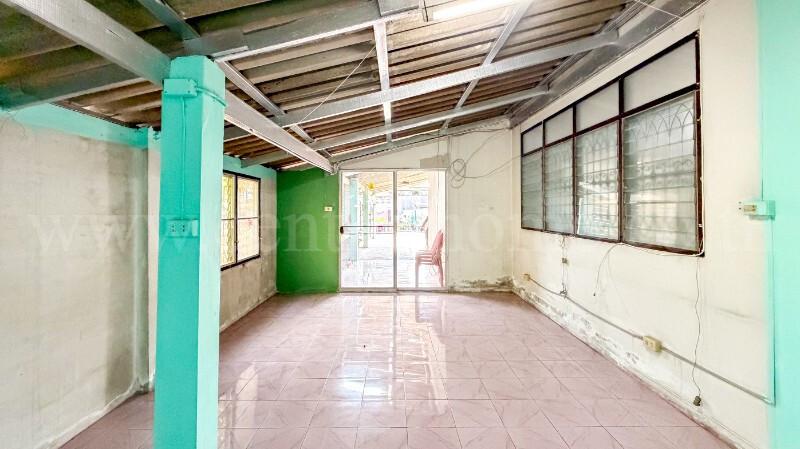 บ้านเดี่ยว 65 ตร.วา ซอยลาดพร้าว 48 ทำเลดี เดินทางสะดวก 9