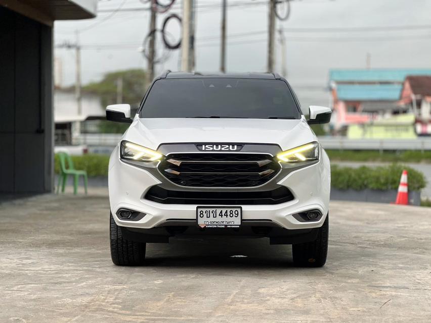 คุ้มสุดๆคันนี้ ISUZU MU-X ปี 23 มือเดียว ไมล์แท้ 70,435 km. เข้าศูนย์ทุกระยะ รูปย่อยที่ 2