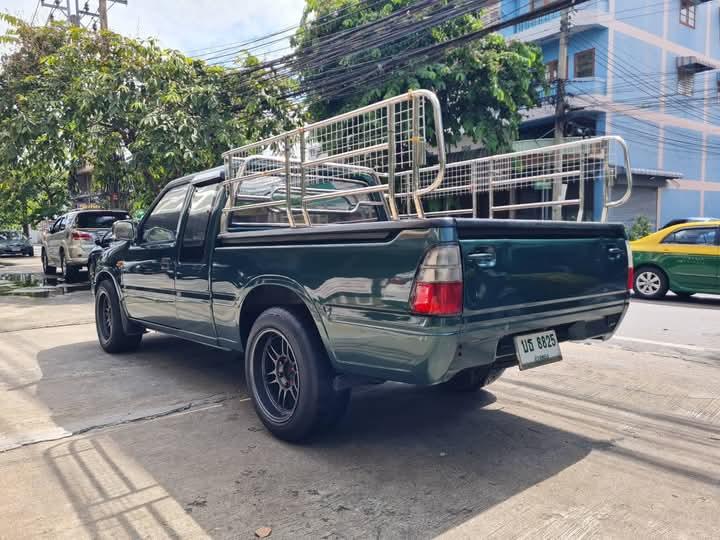 Isuzu Dragon Eyes ปี 1998 5