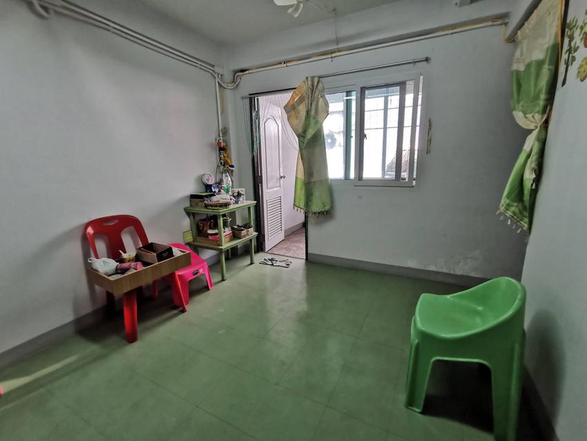 ให้เช่า 1 ร้านค้า + 2 ห้องเช่า + 1 ห้องแม่บ้าน นวมินทร์105 เดือนละ 20000 10