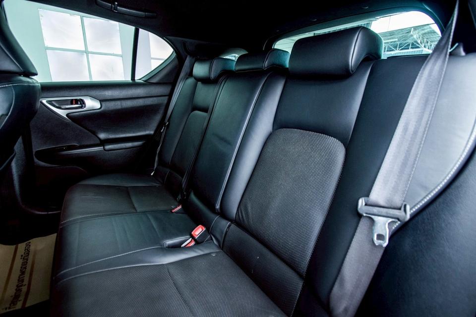 LEXUS CT 200H 1.8 HYBRID 2014  9