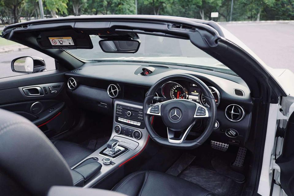 Mercedesbenz Slc43  3,000CC V6  2