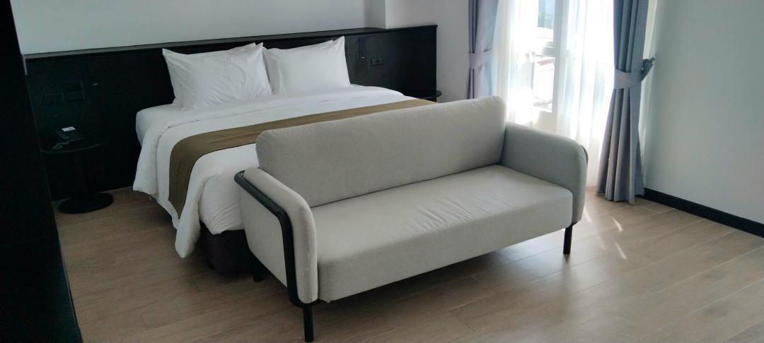 Hotel Whitt Huahin ที่พักใกล้ตลาดซิคาด้า ราคา 1 July 26- 30 June 27 เท่านั้น!