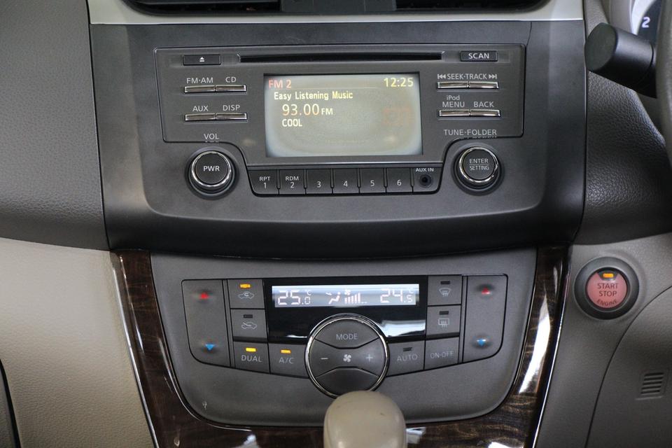 รหัสรถ TKG2518 NISSAN SYLPHY 1.8 V ปี 2013 10