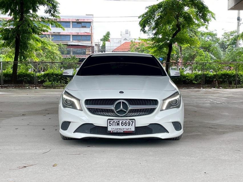รหัสรถ WMT6697 BENZ CLA200 ปี 2016