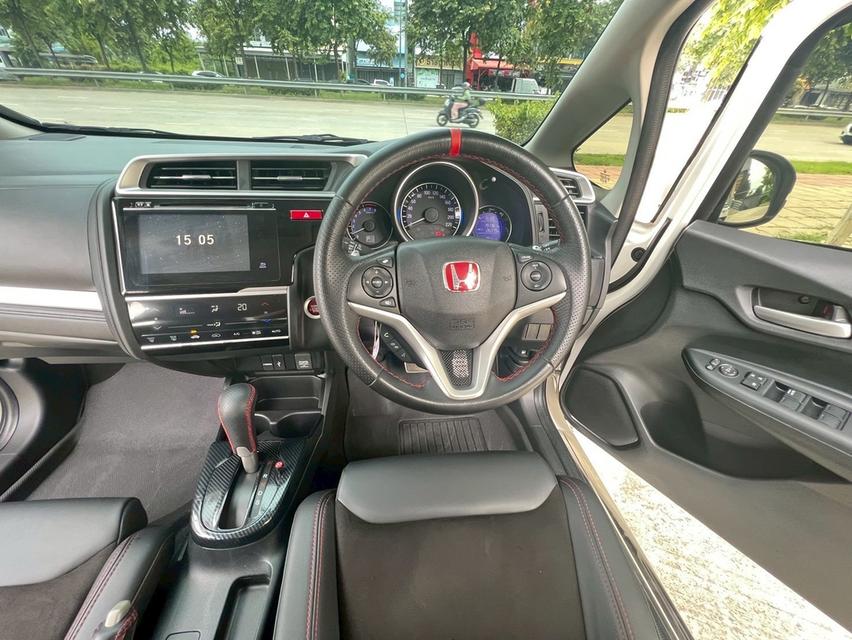 รหัสรถ AP8959 Honda Jazz 1.5 SV ปี 2015 7
