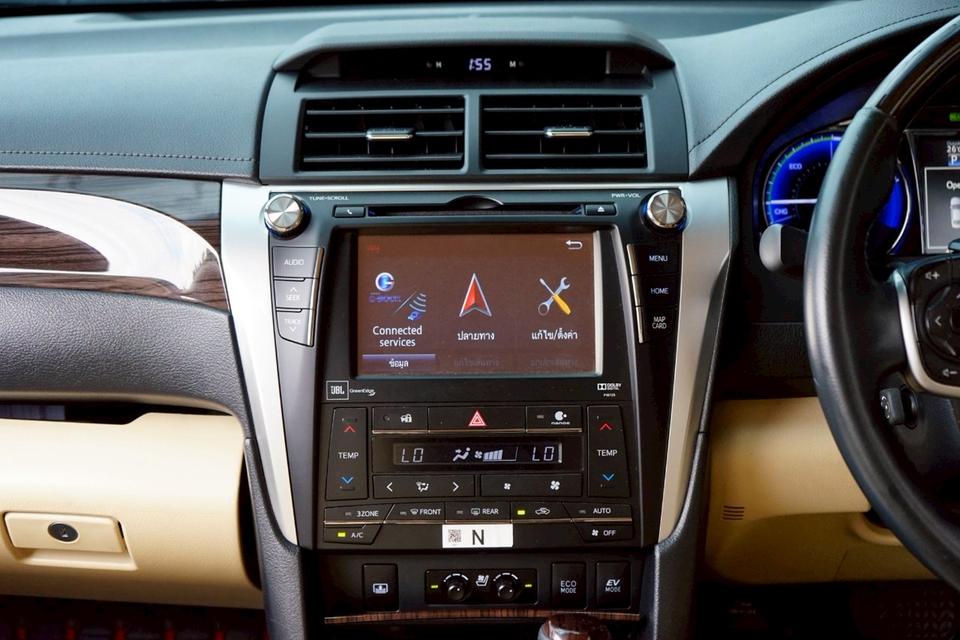 2015 TOYOTA CAMRY HY-BRID PREMIUM 13